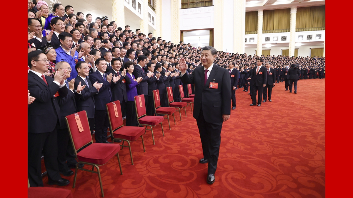 习近平等领导同志亲切会见出席党的二十大代表、特邀代表和列席人员